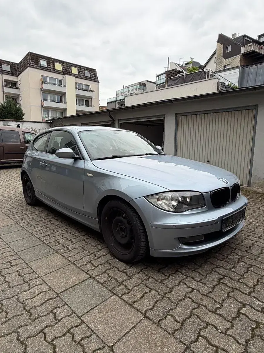 Gebraucht BMW 120 170 PS (125 kW) 2008 Blau Kleinwagen