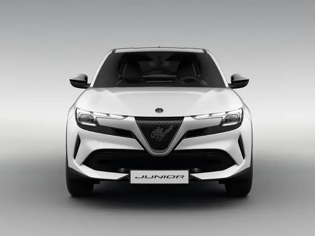 Neu Alfa Romeo Junior Ti 145 PS (106 kW) 2026 Weiß SUV