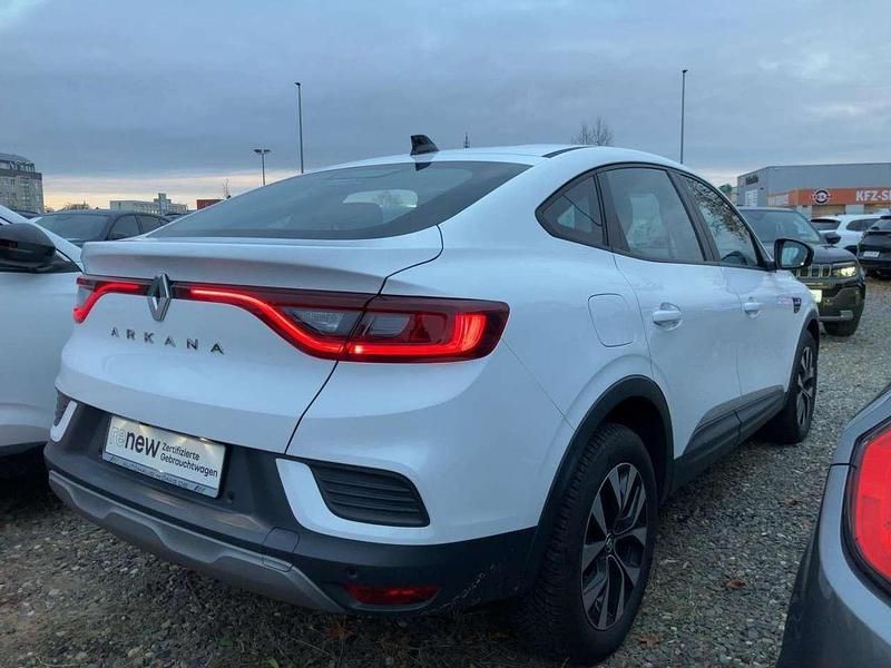 Gebraucht Renault Arkana Equilibre 140 PS (102 kW) 2023 Schneeweiß SUV
