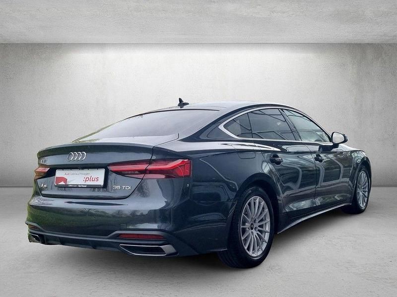 Gebraucht Audi A5 Sportback Basis 163 PS (119 kW) 2022 Manhattangrau metallic Kleinwagen