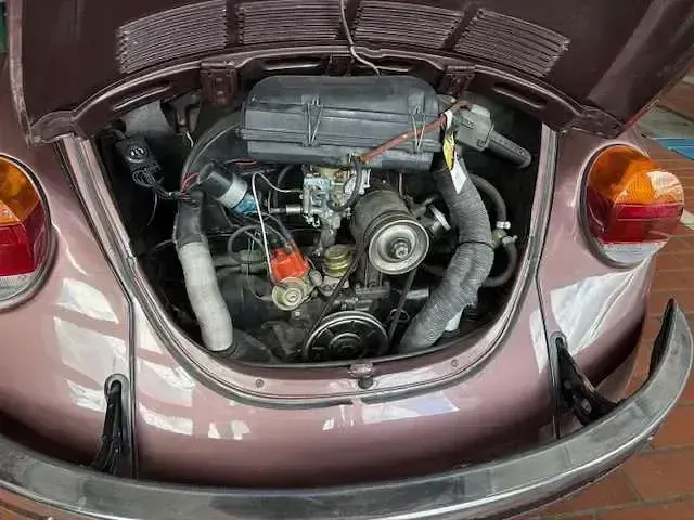 Używany VW Käfer 1983 Purpurowy Hatchback