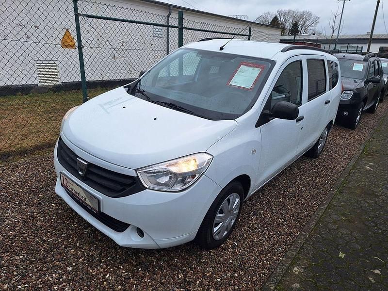 Gebraucht Dacia Lodgy Basis 83 PS (61 kW) 2013 Weiß Van / Kleinbus
