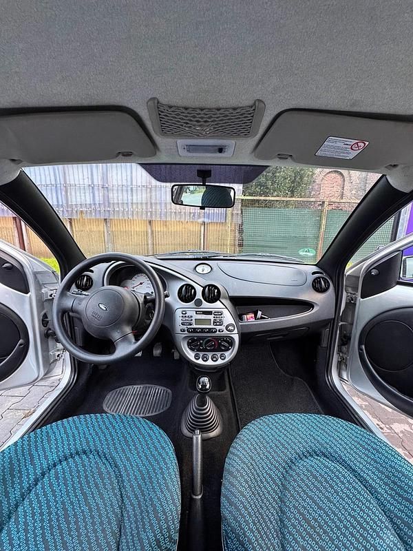 Second-hand Ford Ka 69 CP (50 kW) 2006 Argintiu Hatchback