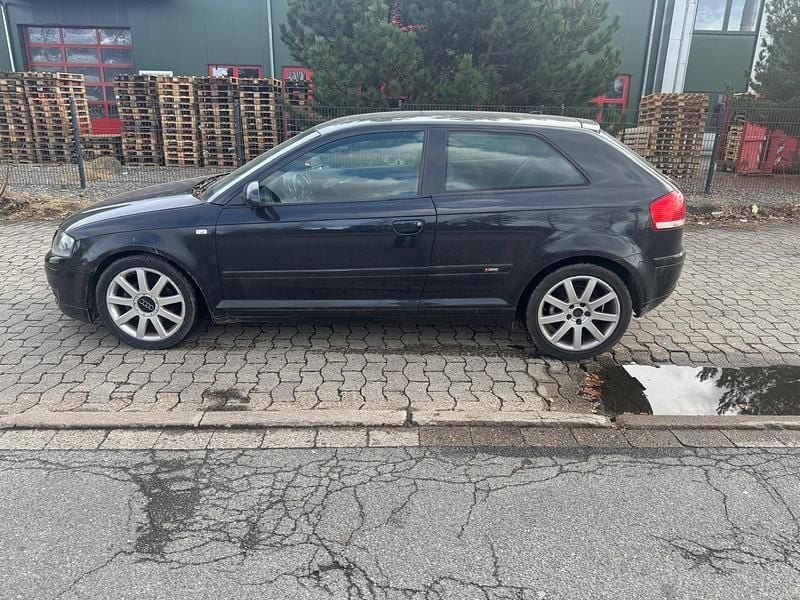 Gebraucht Audi A3 S-Line 140 PS (102 kW) 2004 Schwarz Kleinwagen