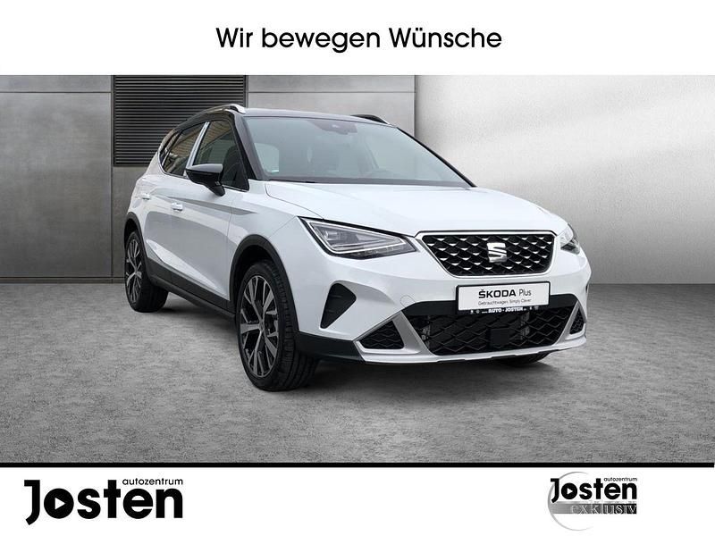 Nevada weiss/ dach schwarz Gebraucht 2022 Seat Arona FR SUV | 19.790 € (Fairer Preis) - Bild 1/4