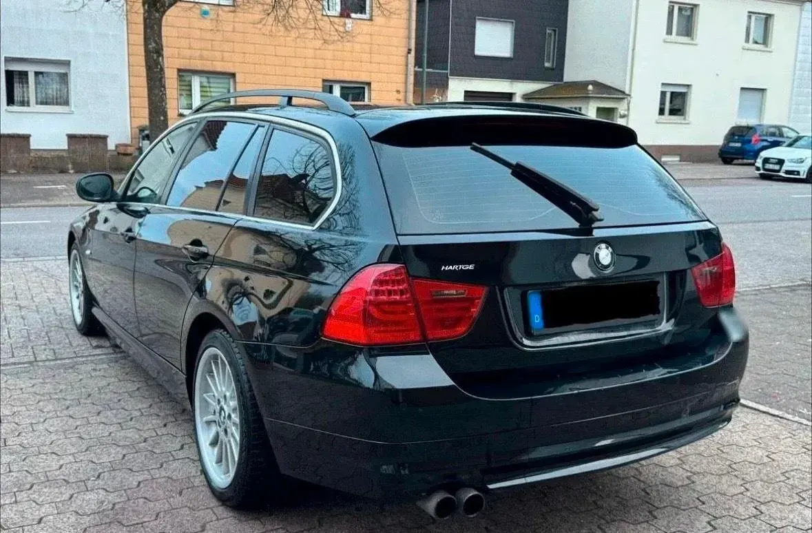 Brugt BMW 325 197 HK (144 kW) 2009 Sort Stationcar