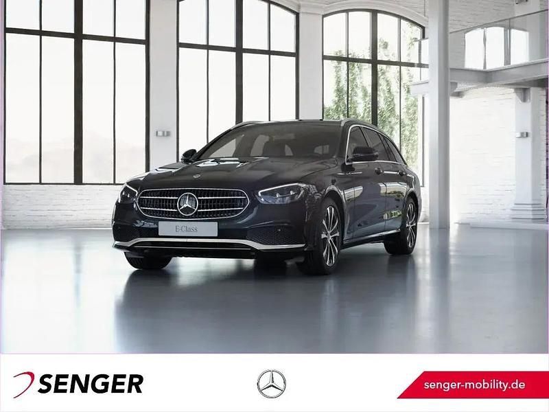 Gebraucht 2022 Mercedes E300 Avantgarde | 35.970 € (Guter Preis) - Bild 1/1