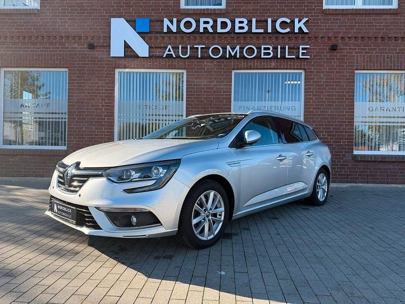 Grau Gebraucht 2018 Renault Mégane IV Intens Limousine | 11.290 € (Fairer Preis) - Bild 1/4