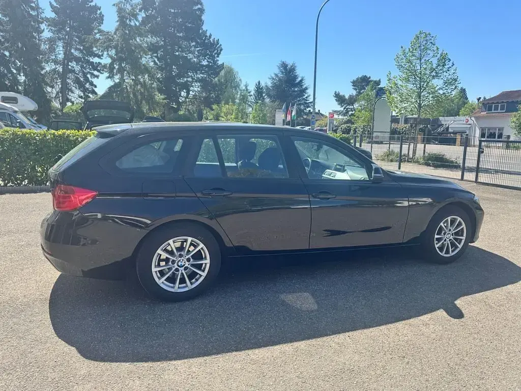 Usata BMW 318 143 CV (105 kW) 2013 Nero Station wagon