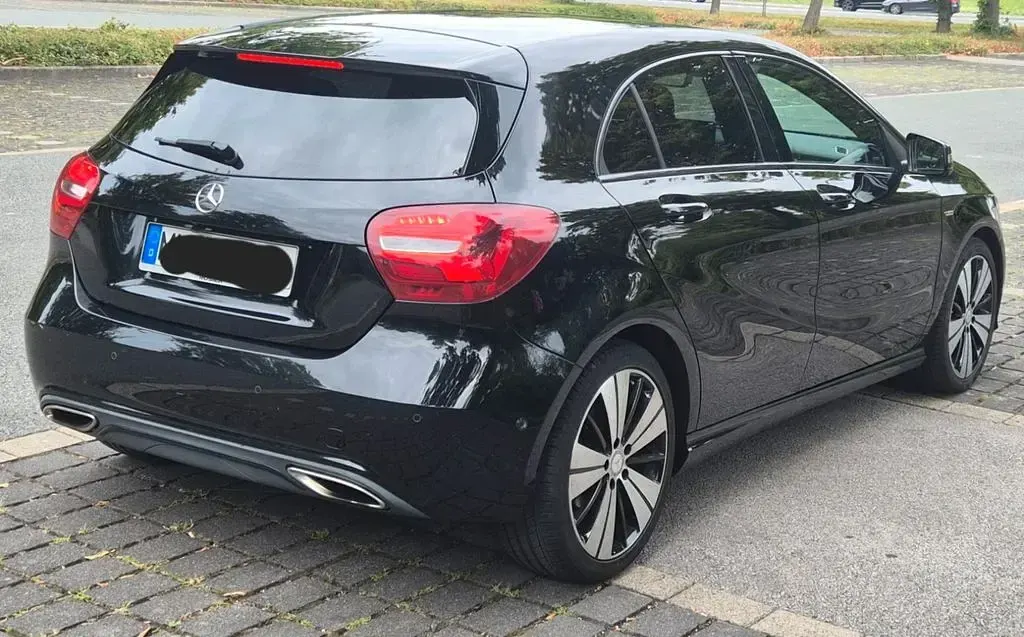 Gebraucht Mercedes A200 Edition 156 PS (114 kW) 2016 Schwarz Kleinwagen