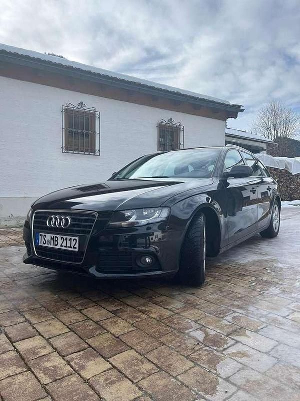 Schwarz Gebraucht 2009 Audi A4 Attraction Kombi | 5.800 € (Fairer Preis) - Bild 1/4