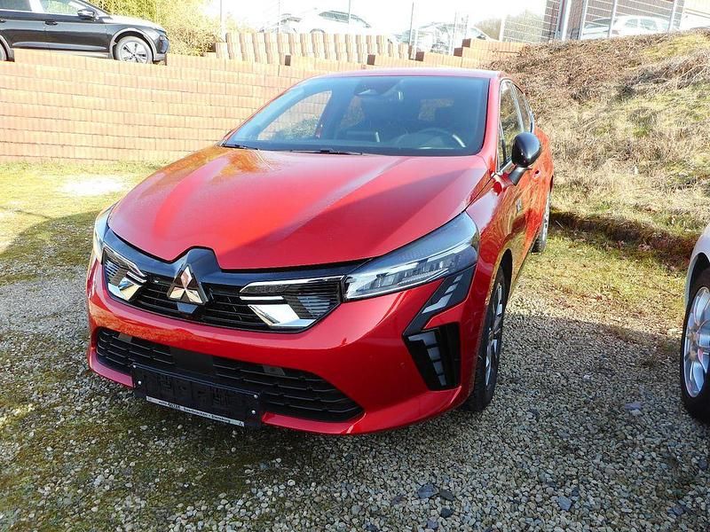 Gebraucht Mitsubishi Colt Top 94 PS (69 kW) 2023 Rot Kleinwagen