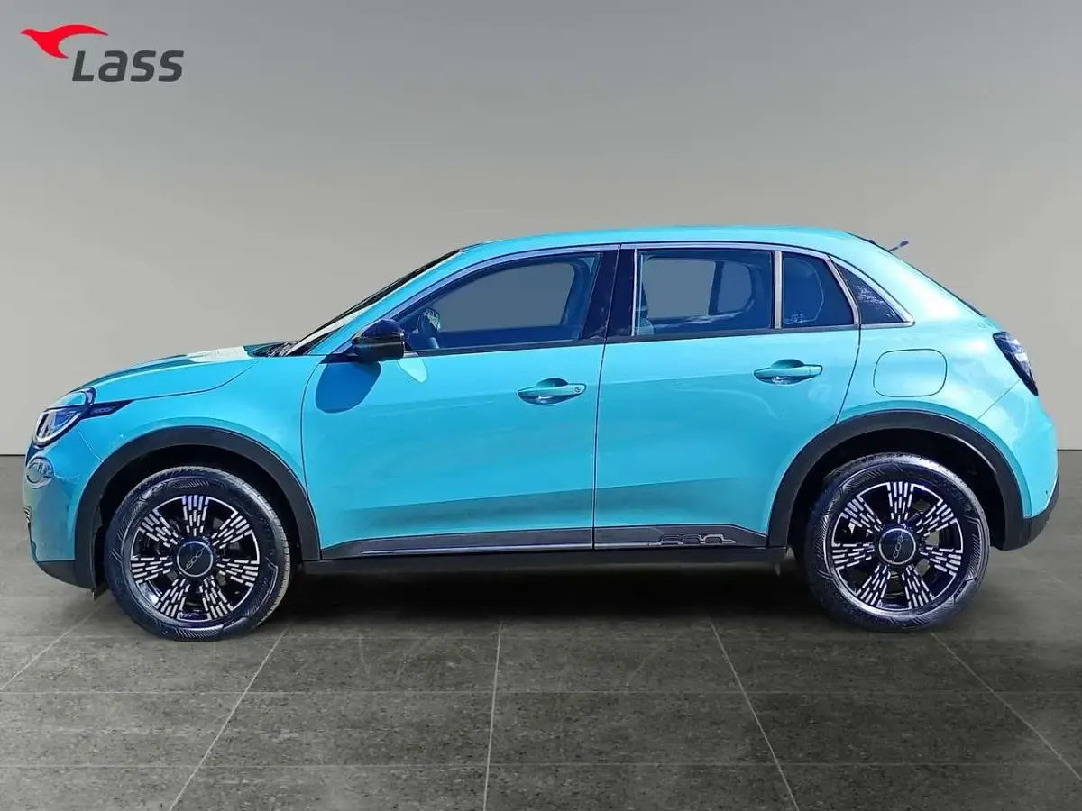 Gebraucht Fiat 600 110 PS (80 kW) 2026 Blau SUV