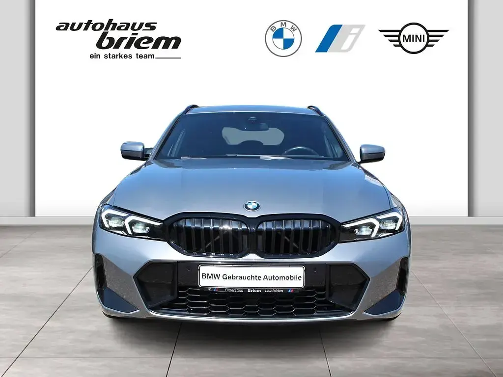 Gebraucht BMW 318 M Sport 156 PS (114 kW) 2024 Grau Kombi