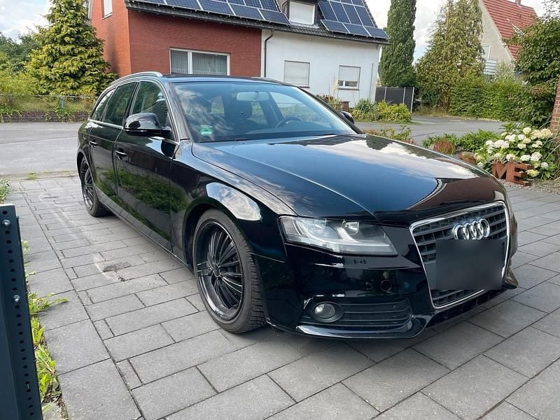 Schwarz Gebraucht 2009 Audi A4 Kombi | 3.950 € (Guter Preis) - Bild 1/4