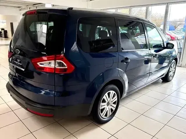 Używany Ford Galaxy Trend 146 KM (107 kW) 2010 Niebieski Minivan