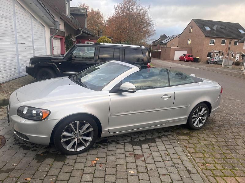 Silber Gebraucht 2009 Volvo C70 Summum Cabrio | 8.500 € (Teuer) - Bild 1/4