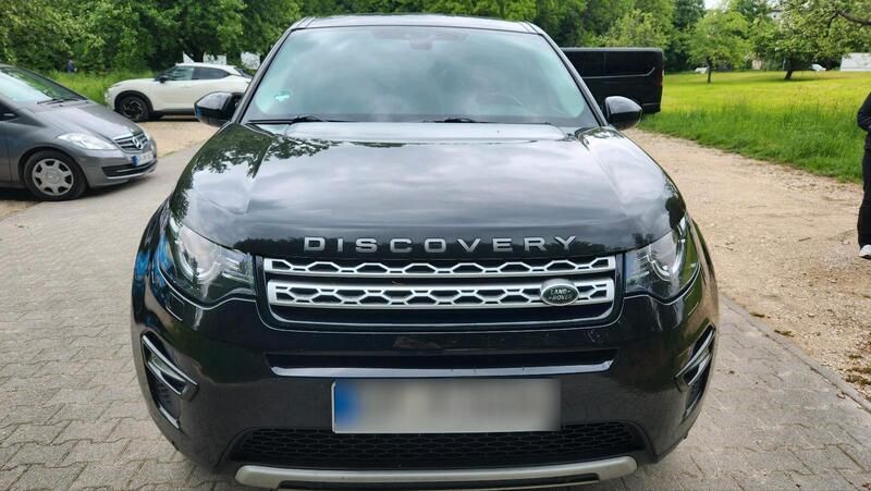 Schwarz Gebraucht 2016 Land Rover Discovery 4 SUV | 13.200 € (Teuer) - Bild 1/4