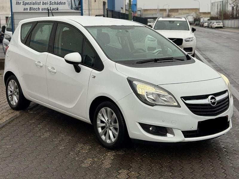 Weiß Gebraucht 2016 Opel Meriva Edition Van / Kleinbus | 2.999 € (Guter Preis) - Bild 1/4