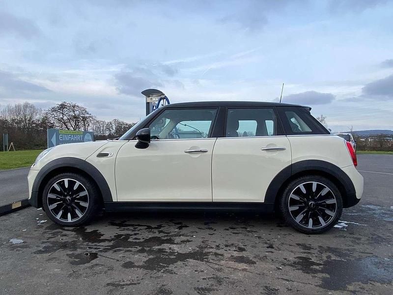 Gebraucht Mini Cooper D 116 PS (85 kW) 2017 Beige Kleinwagen