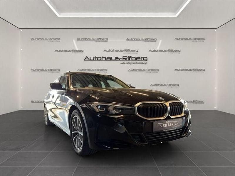 Gebraucht BMW 320e Performance 204 PS (150 kW) 2023 Schwarz Limousine