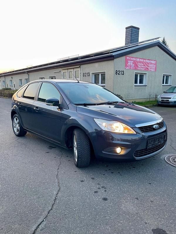 Gebraucht Ford Focus 101 PS (74 kW) 2008 Grau Limousine