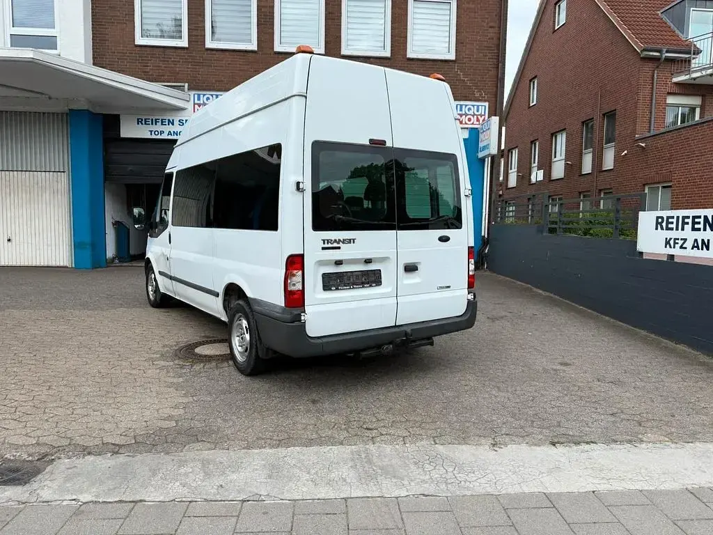 Gebraucht Ford Transit 116 PS (85 kW) 2010 Weiß Van / Kleinbus