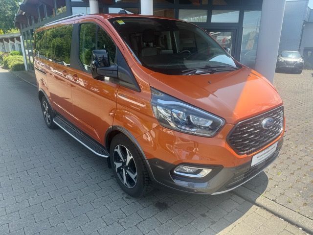 Orange Gebraucht 2020 Ford Tourneo Custom Titanium Van / Kleinbus | 36.950 € (Fairer Preis) - Bild 1/4