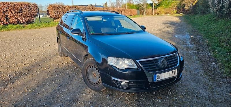 Schwarz Gebraucht 2008 VW Passat Highline Kombi | 3.950 € (Fairer Preis) - Bild 1/4