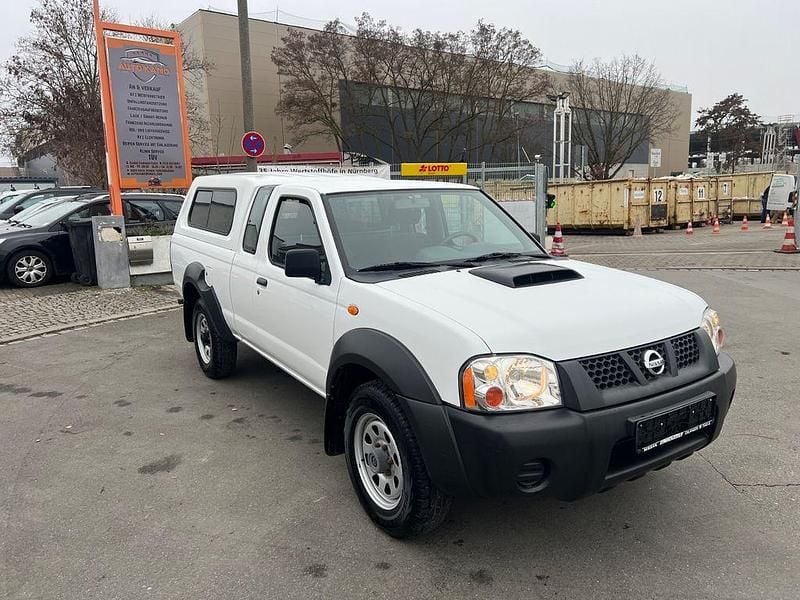 Weiß Gebraucht 2009 Nissan Navara Abholung | 8.950 € (Fairer Preis) - Bild 1/4