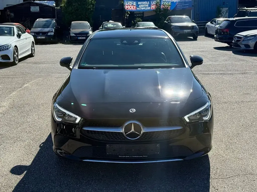 Gebraucht Mercedes CLA250 224 PS (164 kW) 2022 Schwarz Coupé