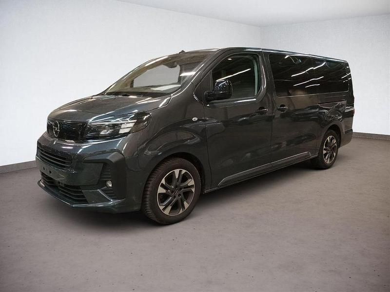 Grau Gebraucht 2024 Opel Zafira Life Van | 33.580 € (Superpreis) - Bild 1/4