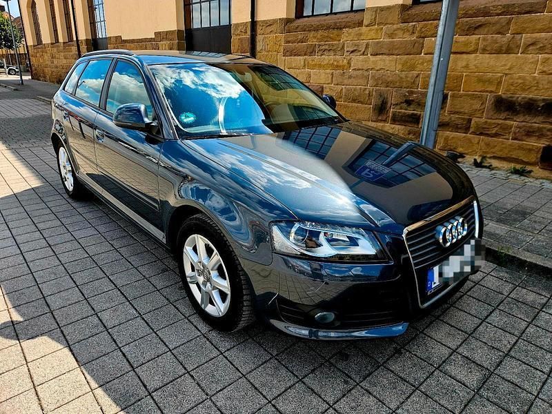 Blau Gebraucht 2009 Audi A3 Limousine | 5.999 € - Bild 1/4