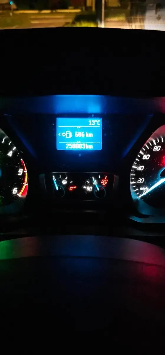 Gebraucht Ford Transit Custom 125 PS (91 kW) 2015 Weiß Van / Kleinbus