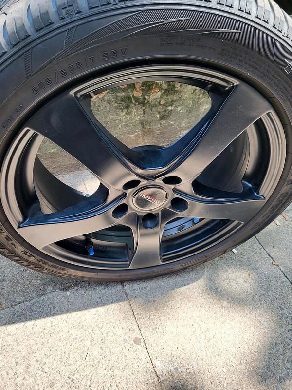 Gebraucht Mercedes B220 177 PS (130 kW) 2014 Weiß Van / Kleinbus