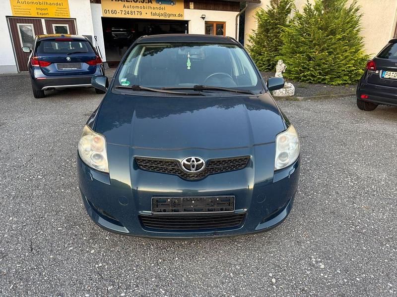 Blau Gebraucht 2007 Toyota Auris Executive Limousine | 3.290 € (Fairer Preis) - Bild 1/4