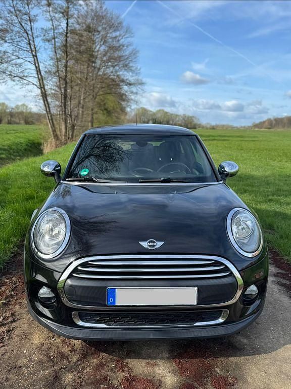 Usado Mini ONE 102 HP (75 kW) 2015 Preto Citadino