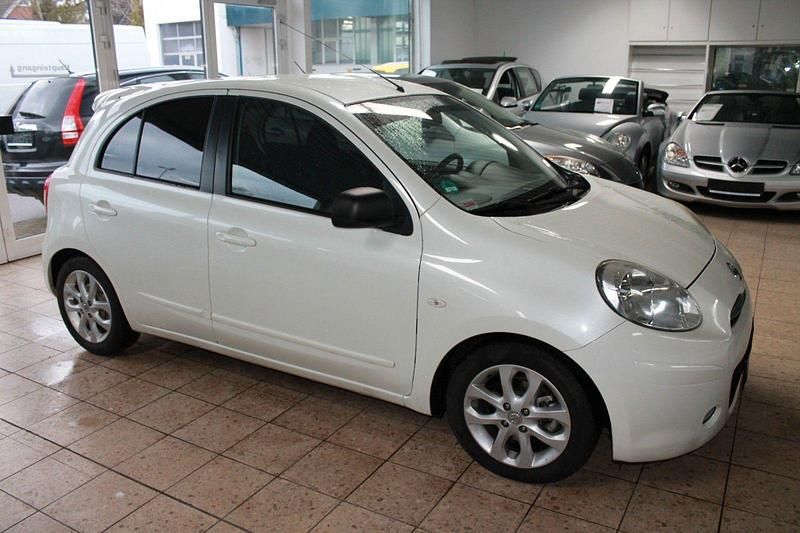 Gebraucht Nissan Micra Acenta 98 PS (72 kW) 2012 Weiß Kleinwagen
