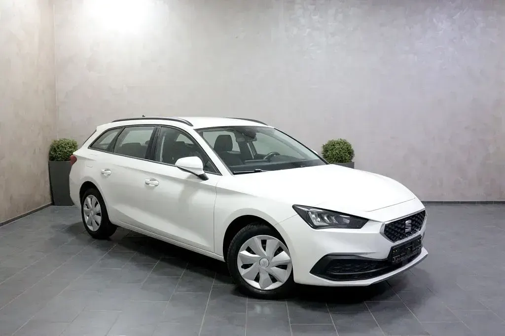 Gebraucht Seat Leon Reference 90 PS (66 kW) 2021 Candy weiss Kombi