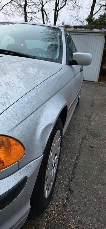 Gebraucht BMW 316 105 PS (77 kW) 2000 Grau Limousine