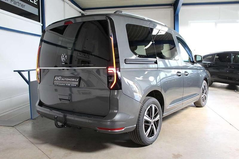 Neu VW Caddy Style 122 PS (89 kW) 2025 Indiumgrau metallic Van / Kleinbus