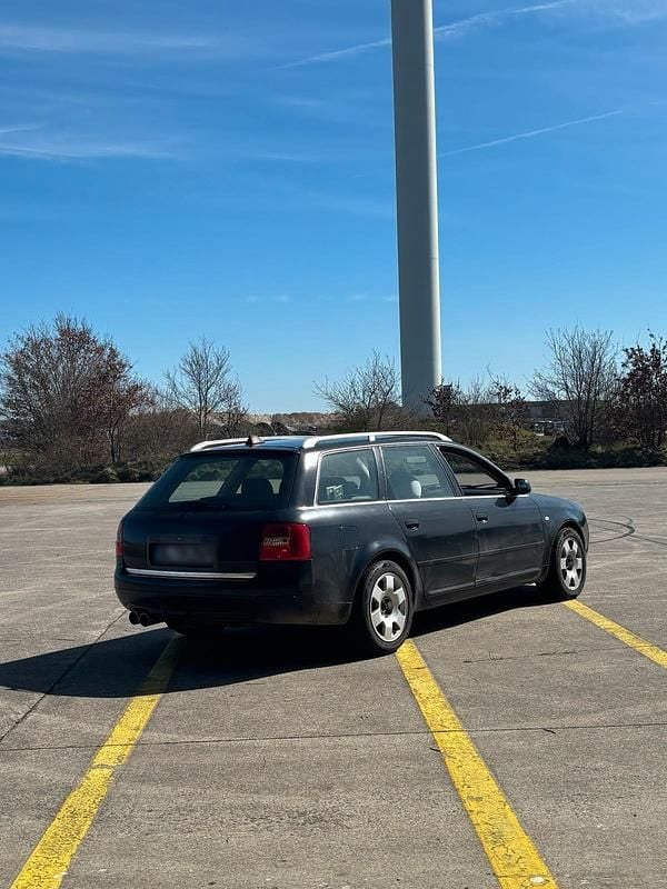 Second-hand Audi A6 165 CP (121 kW) 2001 Negru Break