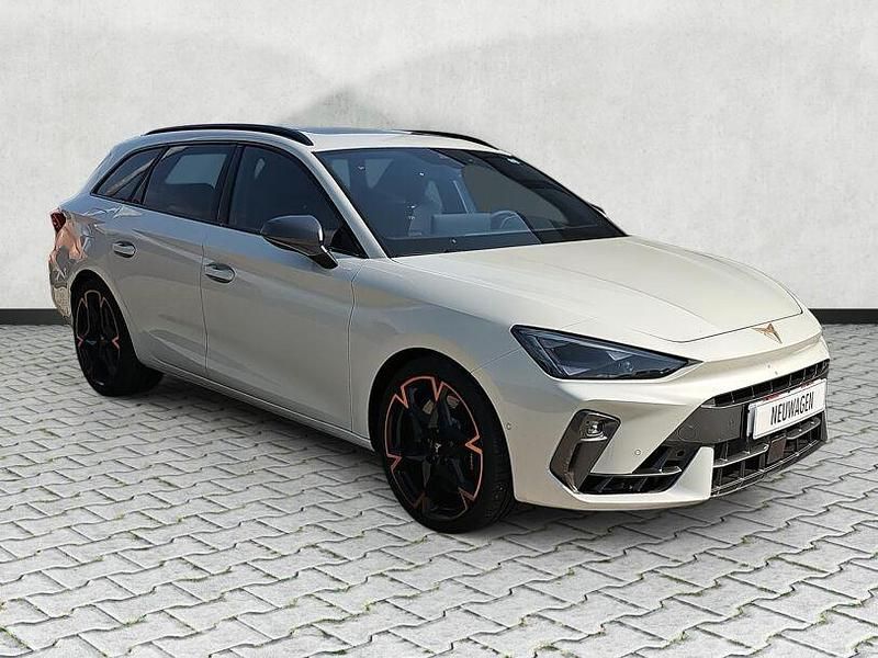 Neu Cupra Leon VZ 333 PS (244 kW) 2025 Taiga grau Kombi