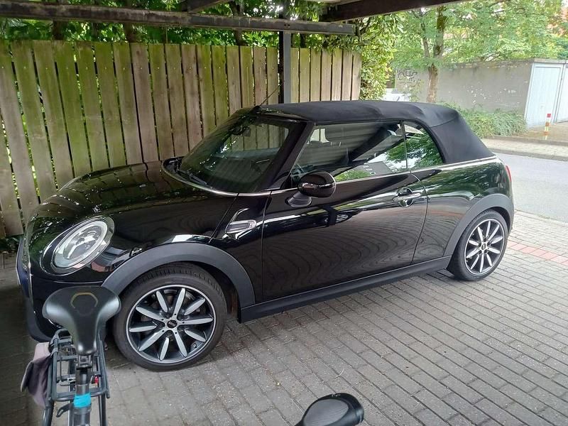 Schwarz Gebraucht 2016 Mini Cooper Cabriolet Cabrio | 15.999 € (Etwas zu teuer) - Bild 1/4
