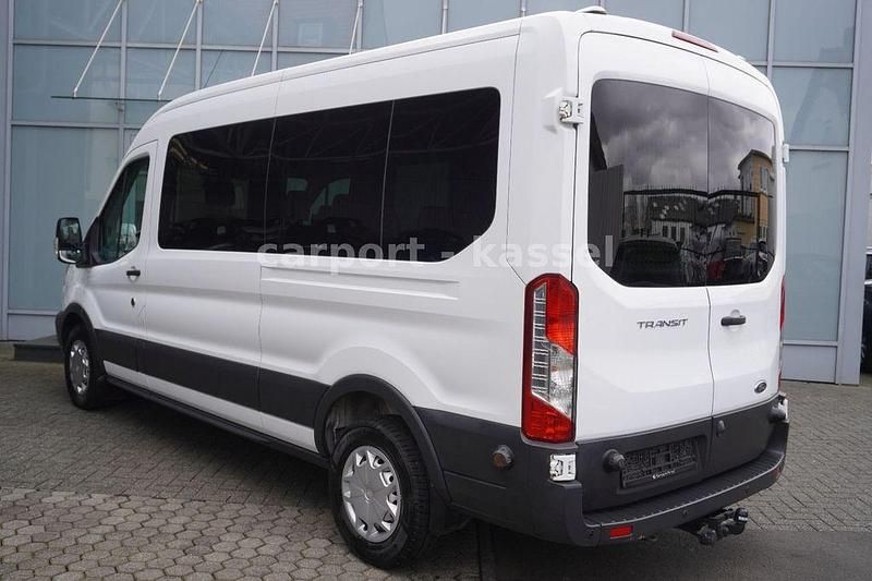 Gebraucht Ford Transit Trend 131 PS (96 kW) 2019 Weiß Van / Kleinbus