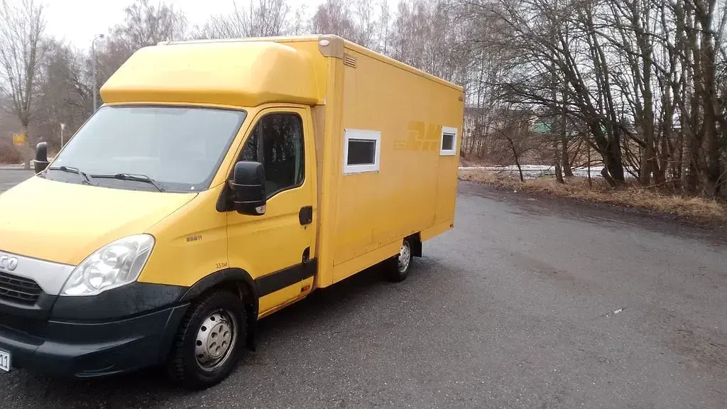Gebraucht Iveco Daily 106 PS (77 kW) 2012 Gelb Limousine