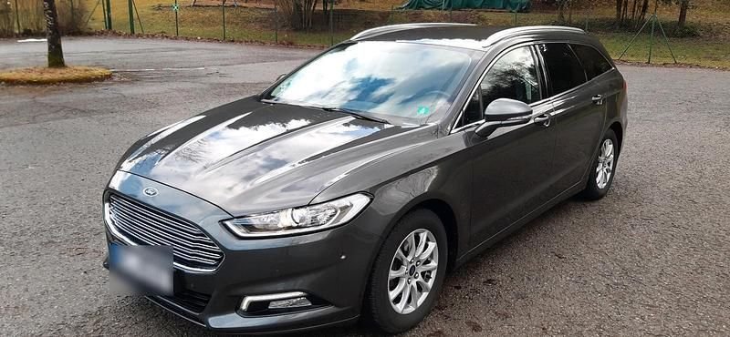 Gebraucht Ford Mondeo 160 PS (117 kW) 2018 Andere farben Kombi