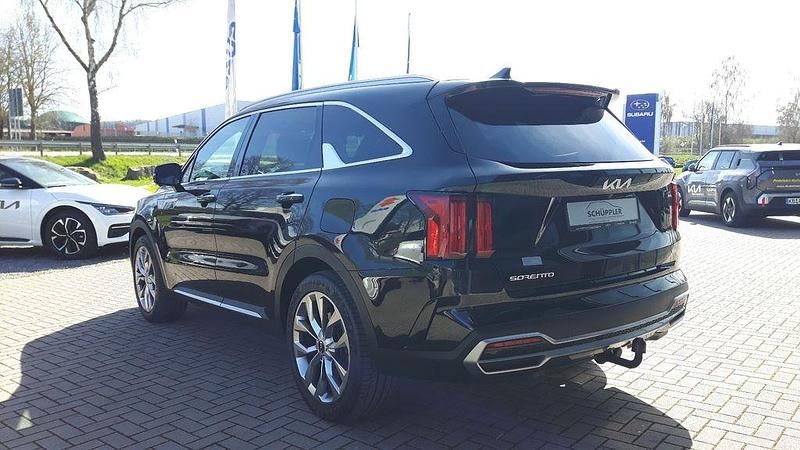Gebraucht Kia Sorento 201 PS (147 kW) 2023 Schwarz SUV
