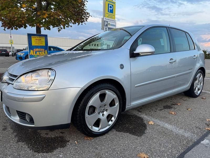 Silber Gebraucht 2008 VW Golf V United Limousine | 5.900 € (Etwas zu teuer) - Bild 1/4