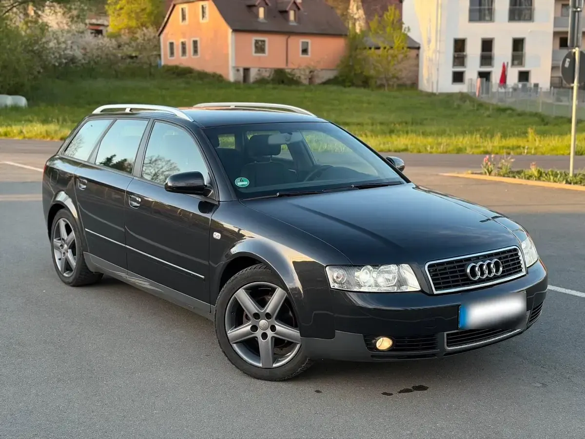 Usata Audi A4 131 CV (96 kW) 2005 Nero Station wagon
